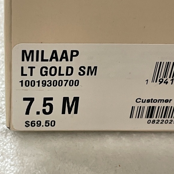 On 34th Milaa Gold Buckles Sandals Sz 7.5 BNWB - Picture 3 of 3